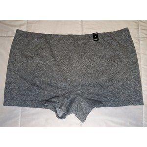 Torrid Seamless Mid-Rise NWT Panty Lot - Boyshort - Size 4 - Black/Gray/Coral